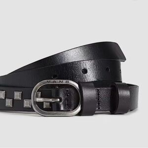 Vans Check Black “studded” Skinny Leather Belt 
Size: L/XL